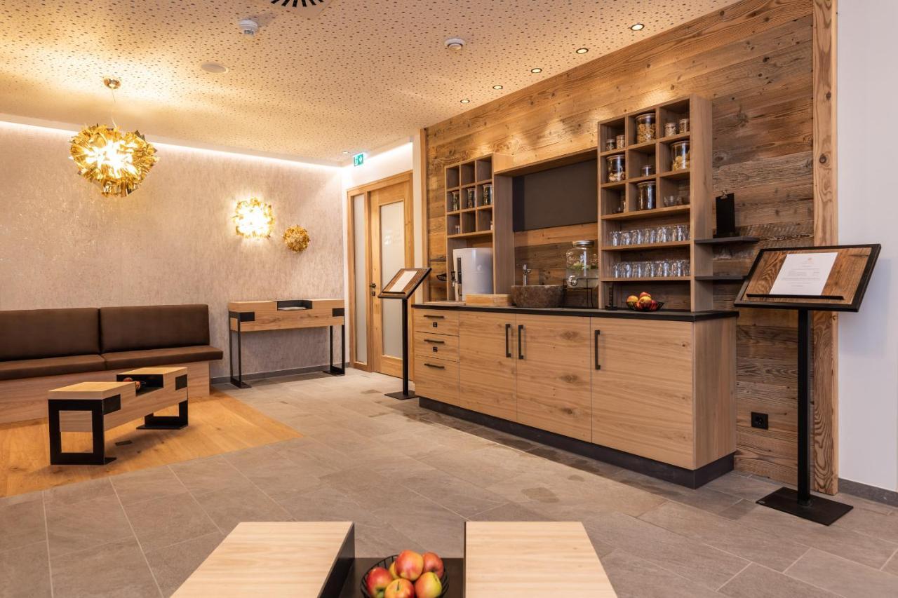 Hotel Gipfelhaus Magdalensberg Sankt Veit an der Glan Esterno foto