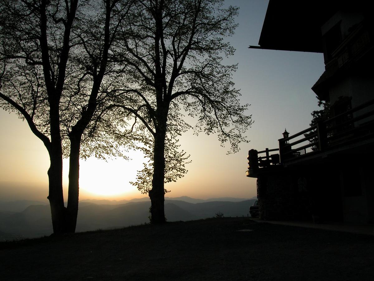 Hotel Gipfelhaus Magdalensberg Sankt Veit an der Glan Esterno foto
